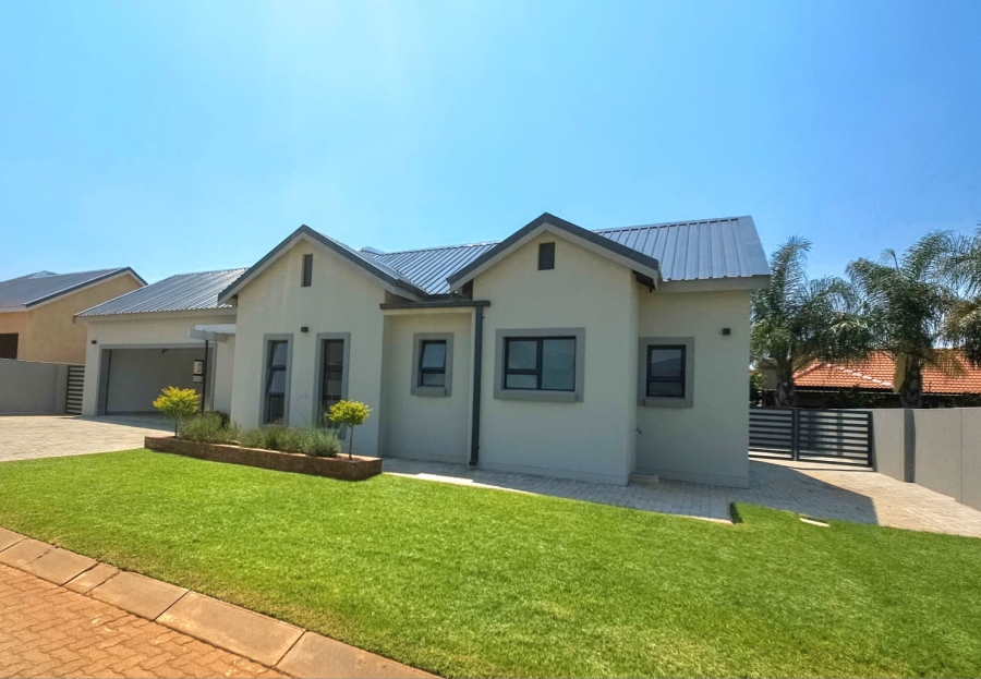 3 Bedroom Property for Sale in Melodie North West